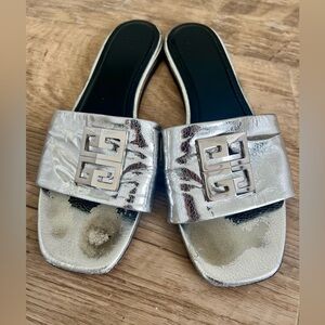 Givenchy 4G Flat Mules in Metallic Silver